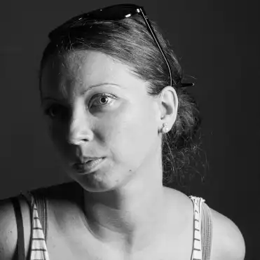 Emese Janosi Mozes